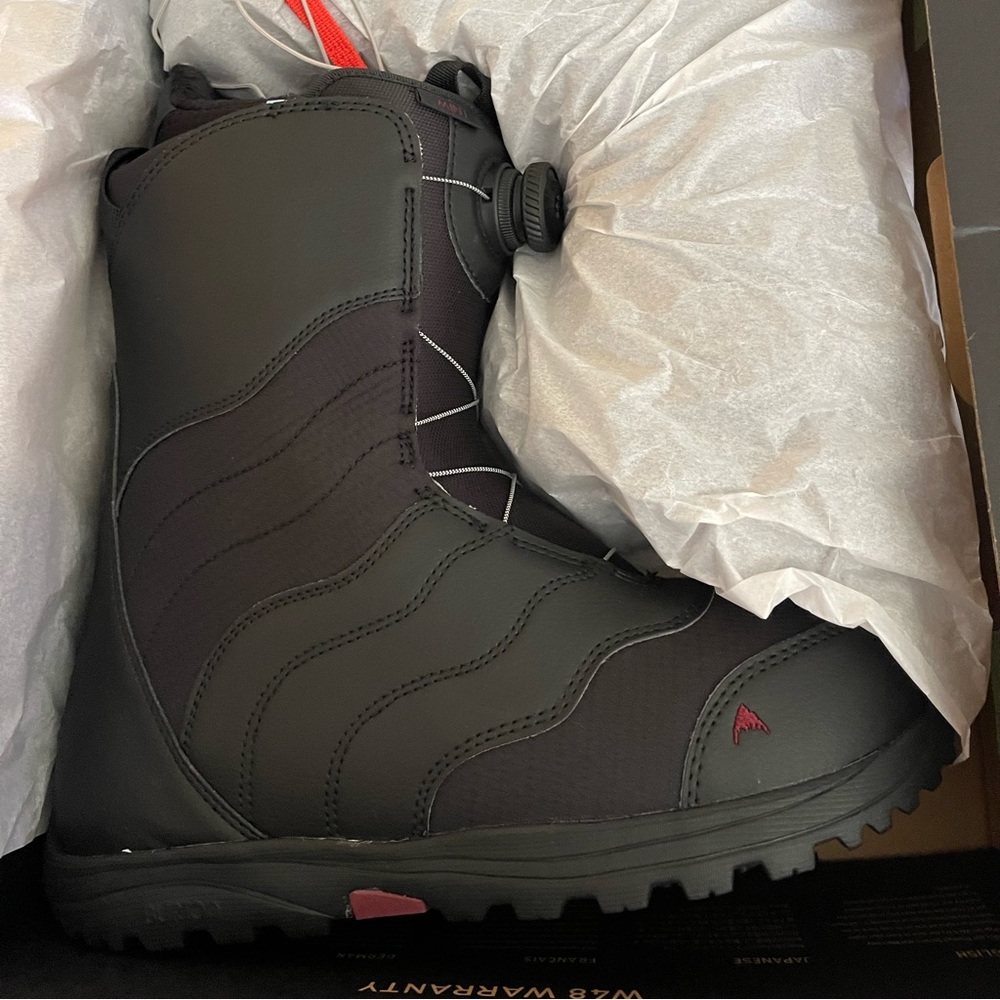 Burton womens snowboard boots